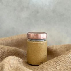 Cam kavanozda el yapımı fındık ezmesi 320 gr