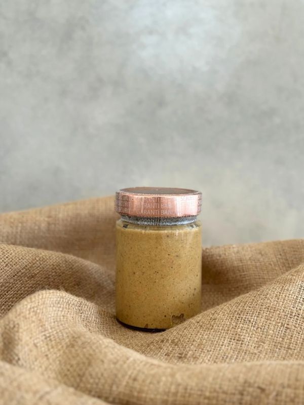 Cam kavanozda el yapımı fındık ezmesi 320 gr