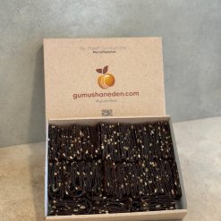 Şekersiz glutensiz cevizli pestil – doğal meyve ve fındıkla hazırlanmış geleneksel Gümüşhane pestili ürün görseli.